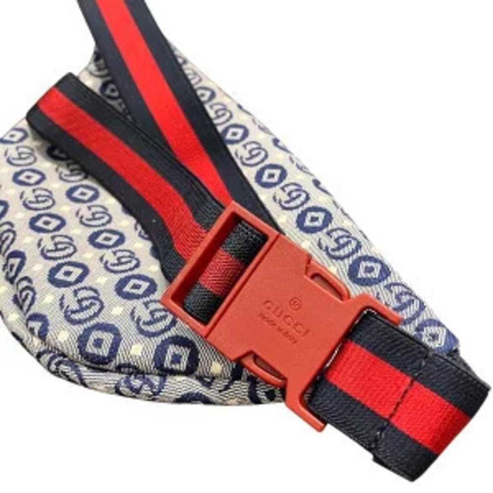 Gucci Waist Bag Pouch - Picture 6 of 6